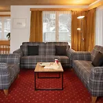 Abendrot Apartments-29 By Interhome * גרינדלוולד